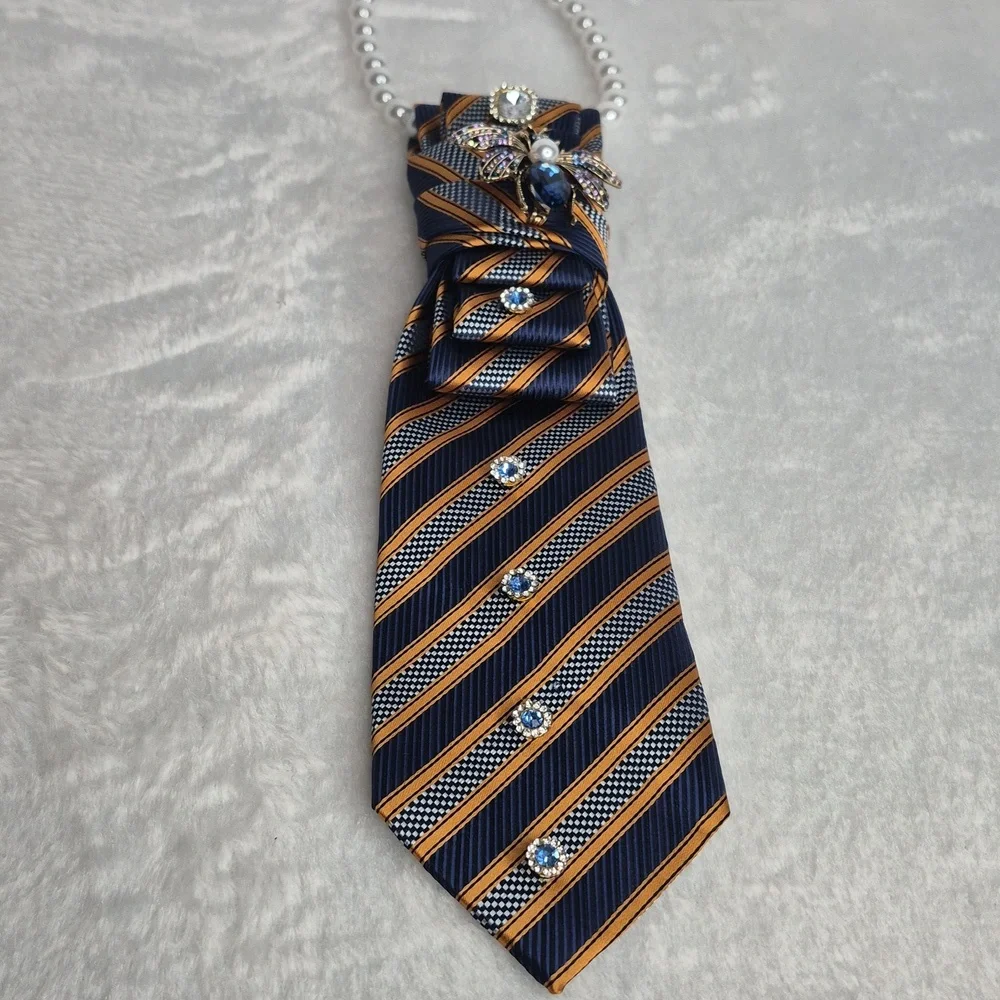 Handcrafted Luxury Fashion Necktie Necklace 📿 (Blue Light Special)